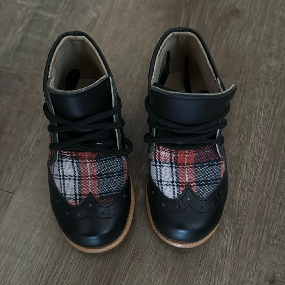 Humble Soles Leather Oxford Style Shoes Loafers Black Red Plaid Size 21 Size 5.5